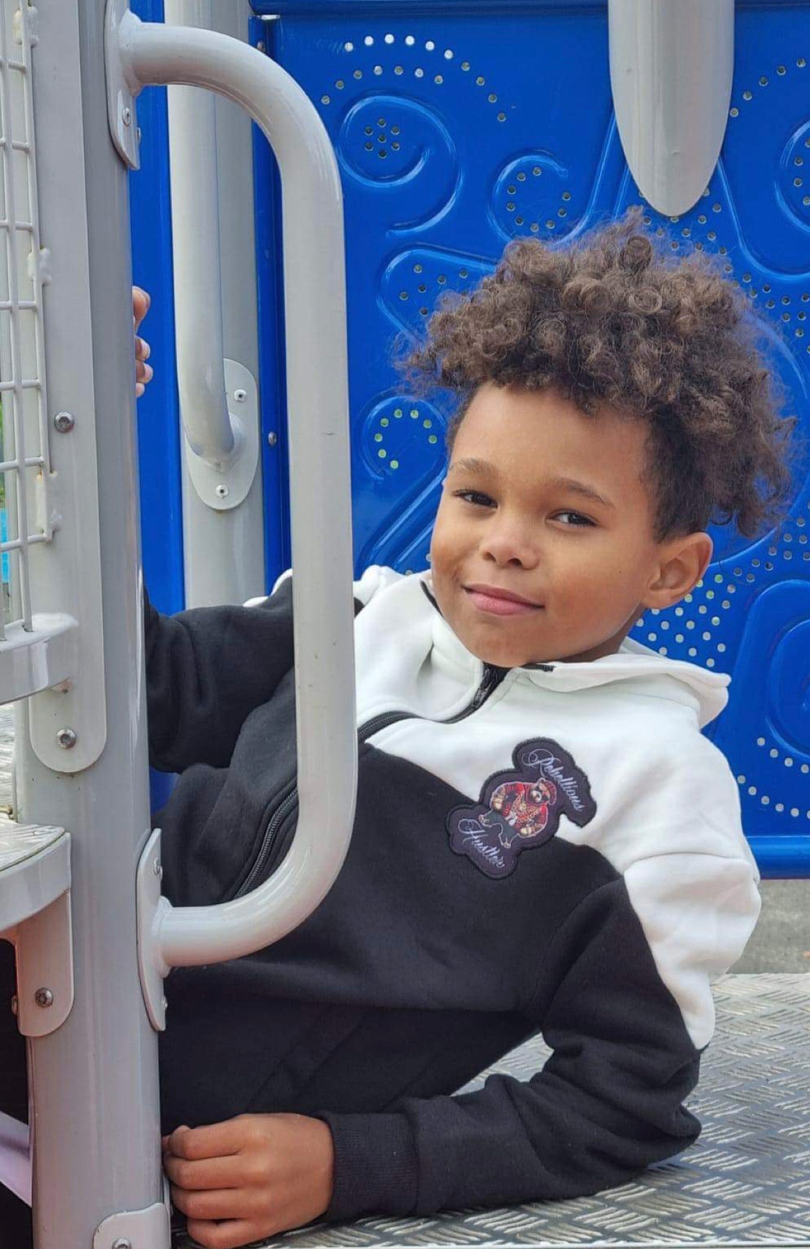 Kids Unisex Victory Tracksuits